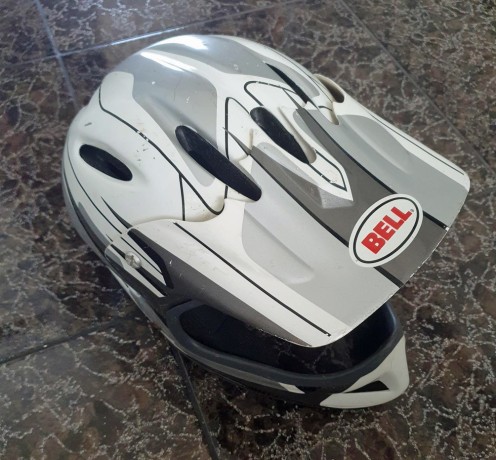 casco-descenso-bell-talla-s-big-1