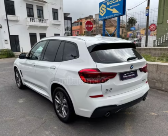 bmw-x3-sdrive18d-big-3