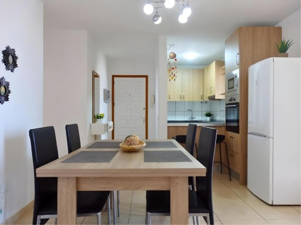 sea-view-apartment-in-los-cristianos-big-1