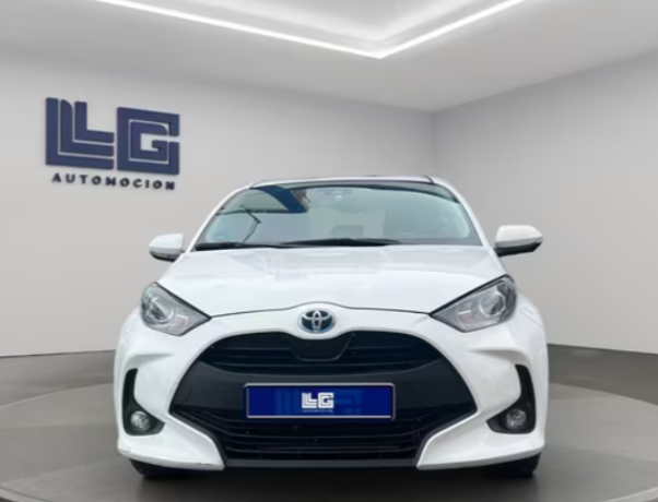 toyota-yaris-15-120h-active-plus-big-1