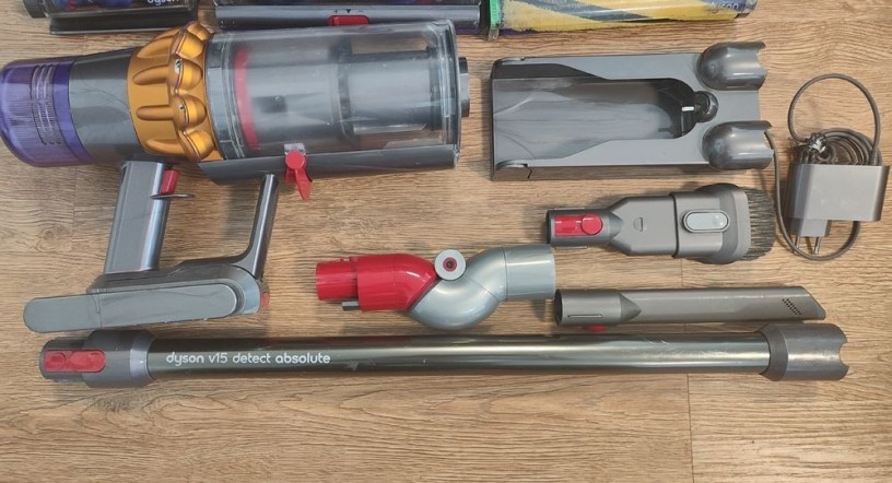 nueva-aspiradora-inalambrica-dyson-v15-absolute-extra-big-2
