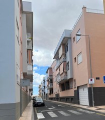 LAS ROSAS, VENTA APARTAMENTO DE 1 HABITACION CON PLAZA DE GARAJE 158.000