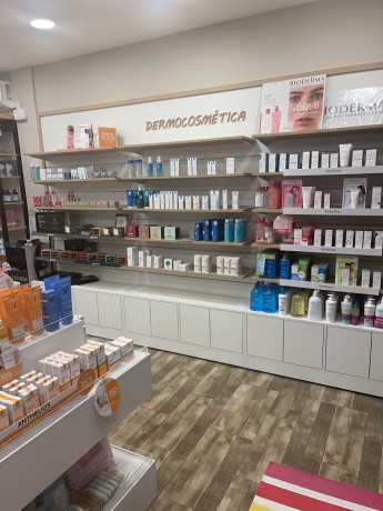 mobiliario-y-mercancia-de-parafarmacia-big-4