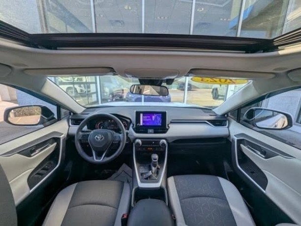 selling-my-2023-toyota-rav-4-xle-awd-big-2