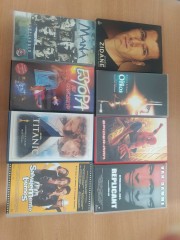 8 VHS (películas y conciertos)