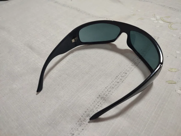 gafas-de-sol-emporio-armani-big-3