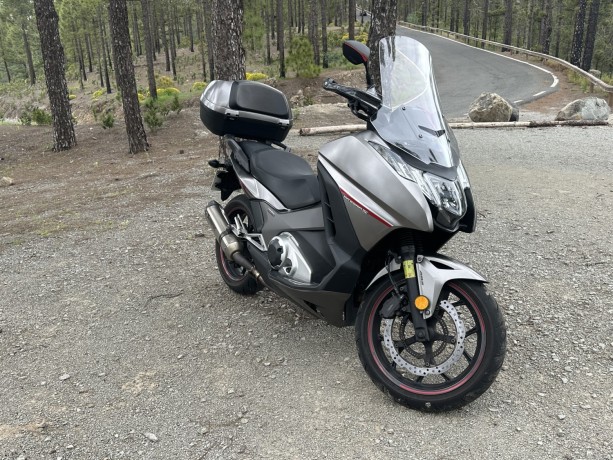 honda-integra-750-s-big-3