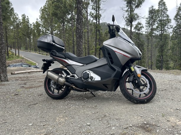 honda-integra-750-s-big-6