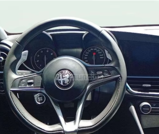 alfa-romeo-giulia-20-gasolina-147kw-200cv-giulia-at-big-2
