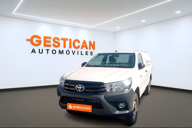 toyota-hilux-25-d4d-cabina-sencilla-gx-big-0