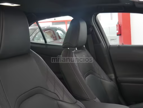lexus-ux-big-3