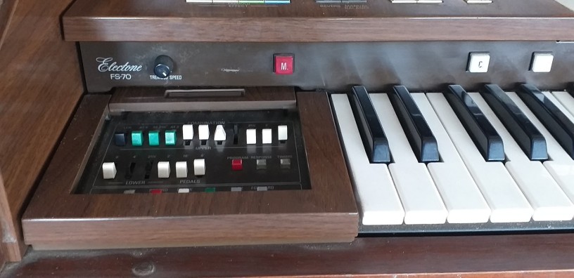 yamaha-electone-fs-70-un-clasico-que-sigue-marcando-el-ritmo-big-3