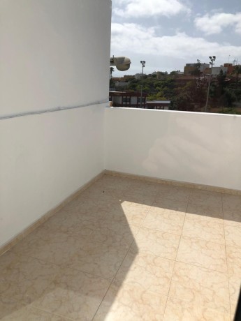 atico-en-valle-de-los-9-con-terraza-ideal-para-empezar-a-vivir-ya-directo-entre-particulares-big-9