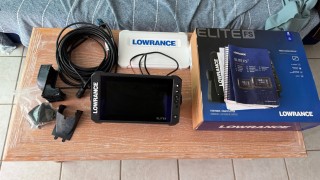 Lowrance Elite FS 9 + sonda AIRMAR P66  ¡excelente estado!