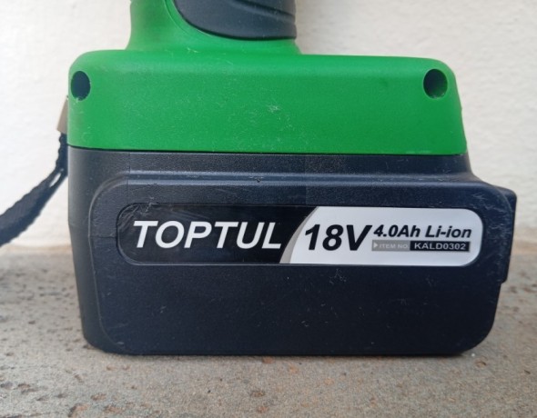 llave-de-impacto-profesional-inalambrica-18v-big-3