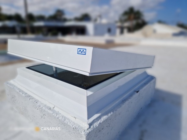 lanzarote-claraboyas-luz-natural-ventilacion-big-4