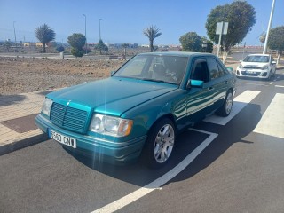 Mercedes 300D
