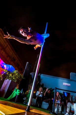 clases-privadas-de-pole-dance-big-1