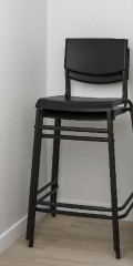 VENDO: Taburetes altos Mod. IKEA Sting (63 cm). Negros