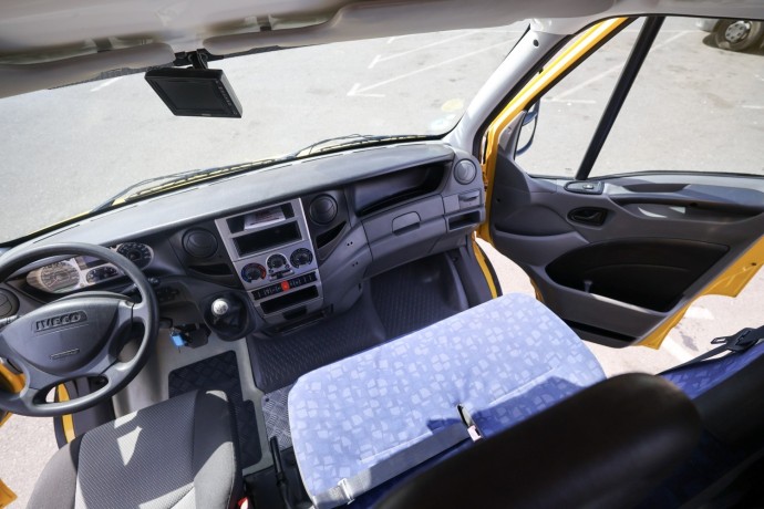 iveco-daily-35s11-n1-furgon-caja-cerrada-big-21