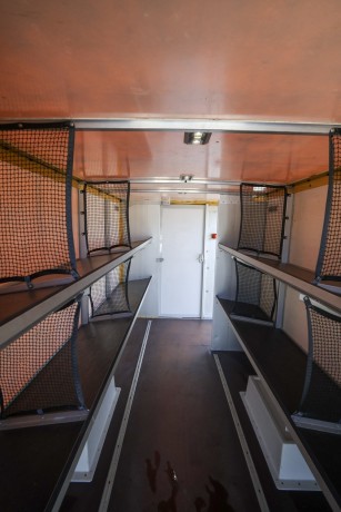 iveco-daily-35s11-n1-furgon-caja-cerrada-big-9
