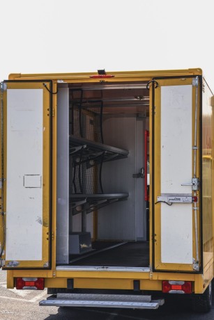 iveco-daily-35s11-n1-furgon-caja-cerrada-big-1