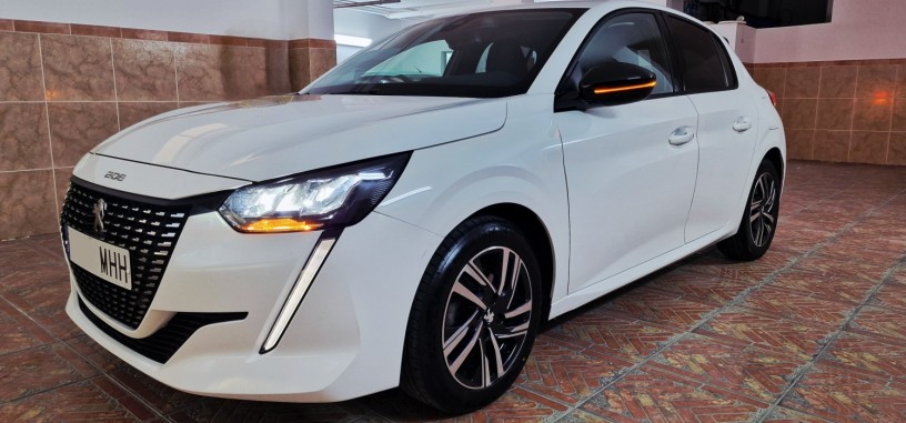 peugeot-208-allure-automatico-eat-8-big-11