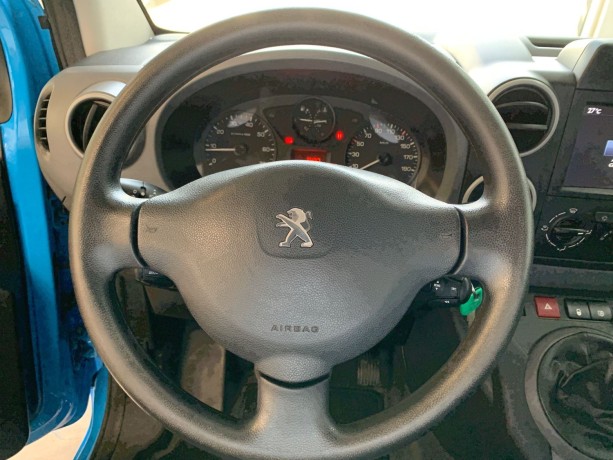 peugeot-partner-furgon-confort-l1-16-bluehdi-75-big-8