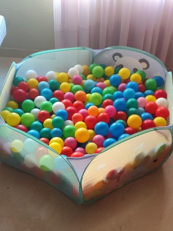 piscina-de-bolas-que-cabe-en-tu-casa-big-0