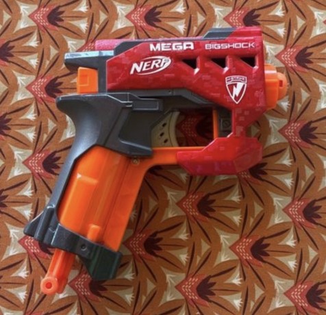 pistola-nerf-mega-bigshock-big-0