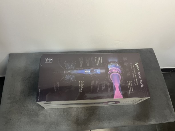 dyson-hd08-set-de-peines-de-regalo-big-5