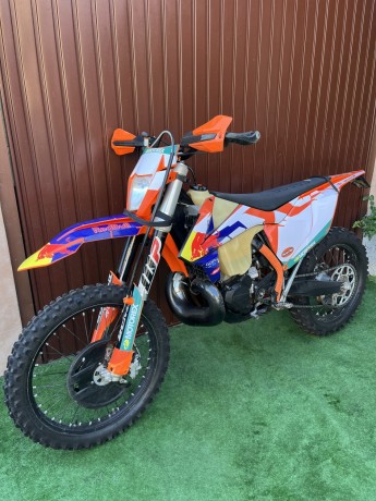 ktm-300-exc-enduro-big-0