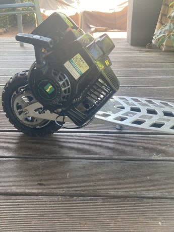 gasolina-scooter-49cc-big-2