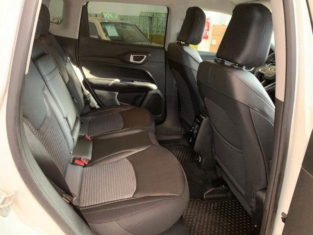 jeep-compass-ehybrid-15-33900-mhev-130hp-big-12