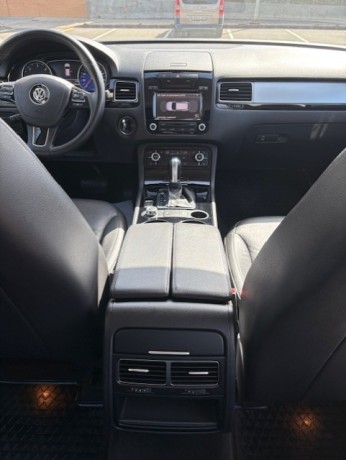 volkswagen-touareg-23990-30-v6-tdi-245-automatico-big-9