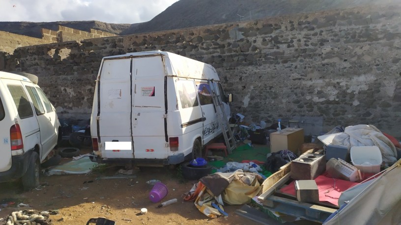 compro-caravana-abandonada-big-1
