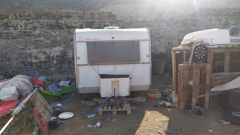 compro-caravana-abandonada-big-5