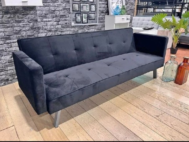 sofa-cama-tres-plazas-negro-terciopelo-modelo-aveli-big-0