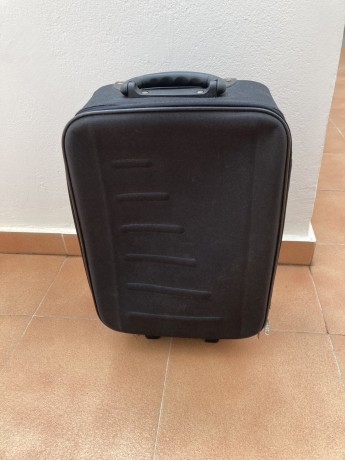 maleta-de-cabina-impecable-big-0