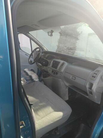 renault-trafic-2007-9-plazas-perfecta-para-trabajo-o-familia-big-1