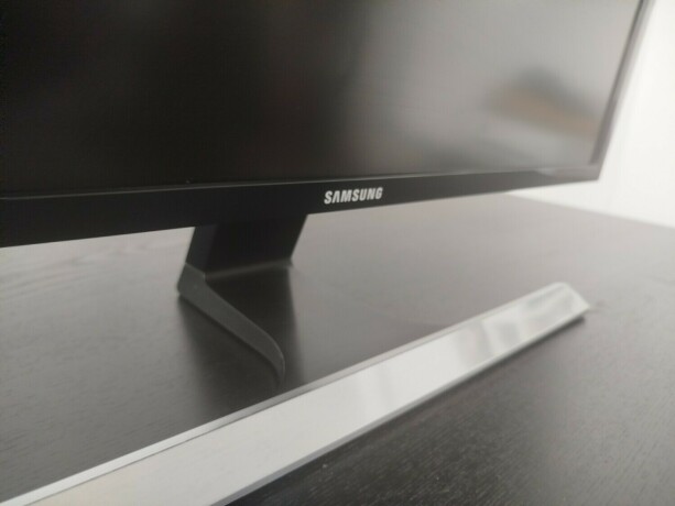 monitor-pantalla-samsung-28-led-4k-big-2