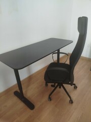 Escritorio mesa negra Ikea