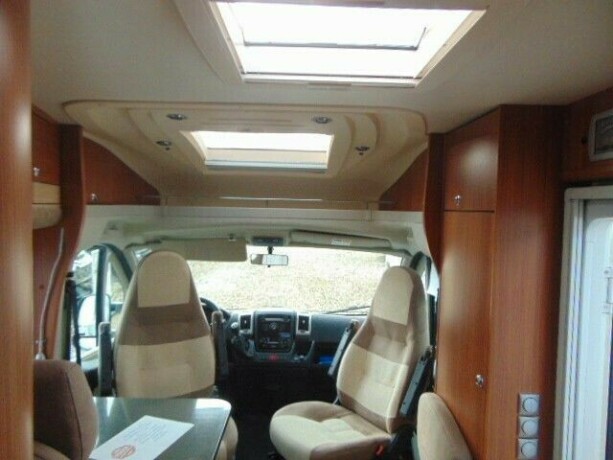 adria-compact-sl-big-1