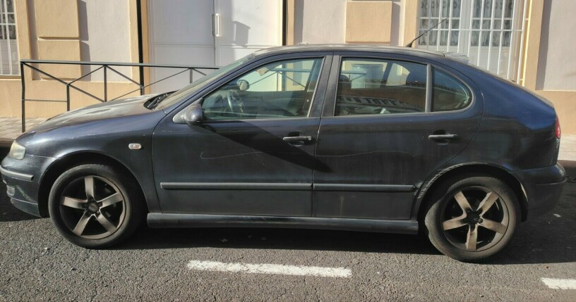 seat-leon-16-105cv-big-0