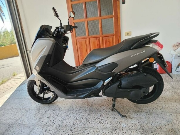 yamaha-nmax-2019-big-4