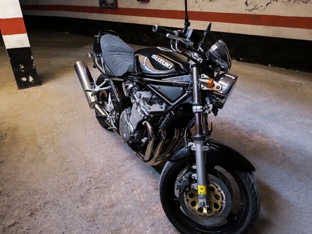 suzuki-bandit-gsf-600-big-0