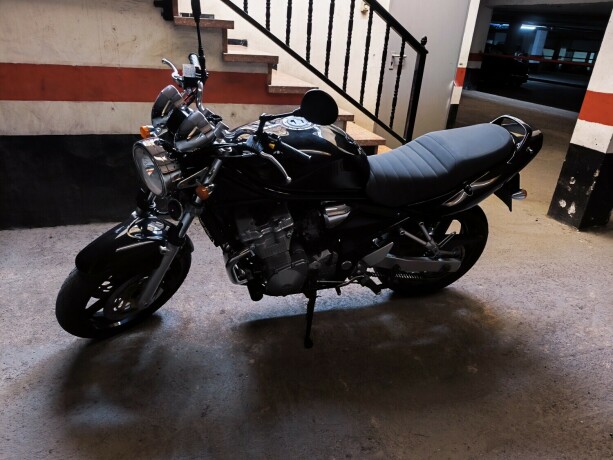 suzuki-bandit-gsf-600-big-4