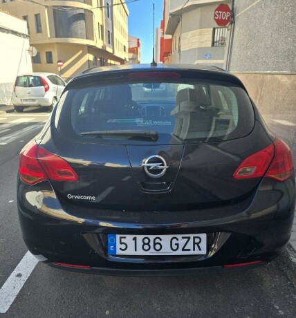 opel-astra-big-4