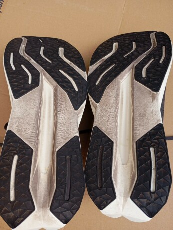 zapatillas-varias-marcas-y-modelos-big-4