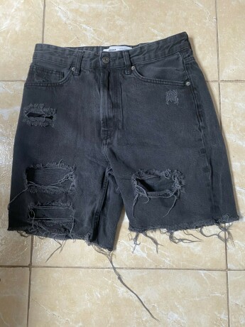 vaquero-corto-negro-big-0